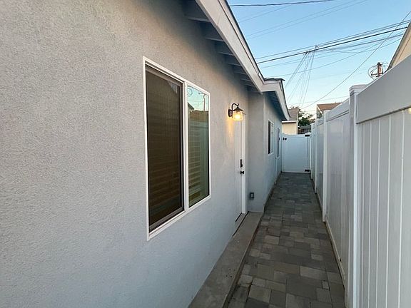 4th image of 12507 Pasadena St