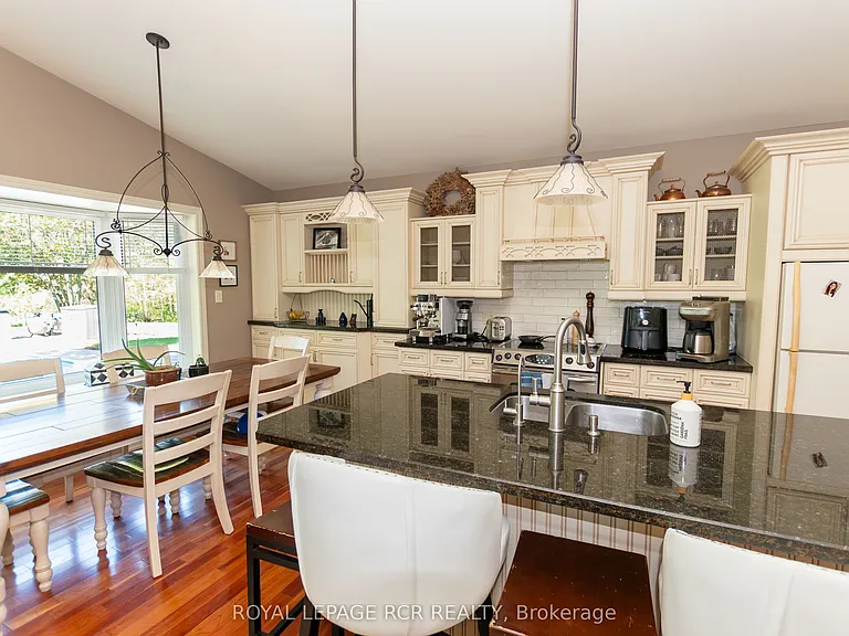 20294 Willoughby Rd — Photo 7