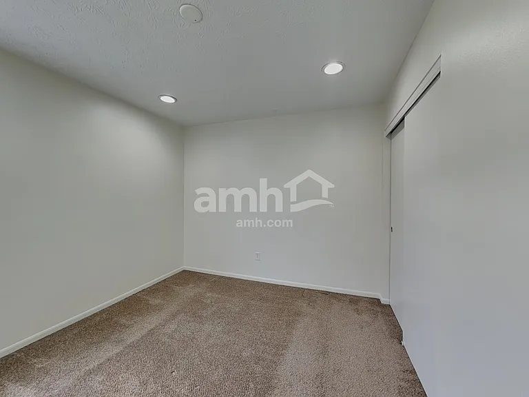 7722 Brunfield Dr — Photo 16