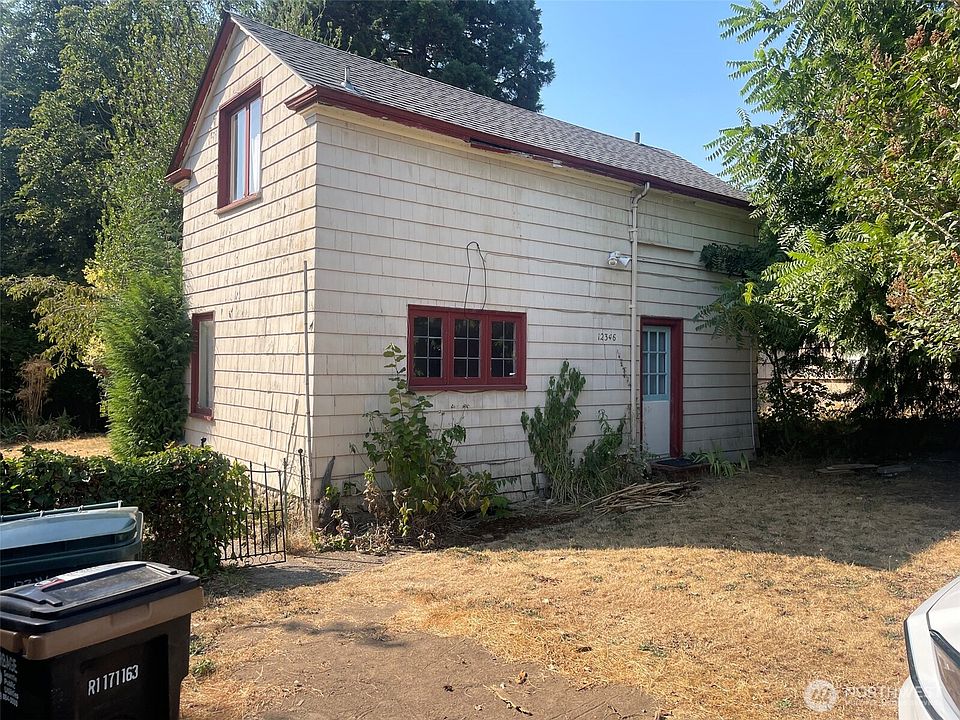 2nd image of 12346 38th Avenue NE