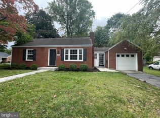 17511 Dawn Dr, Hagerstown, MD 21740