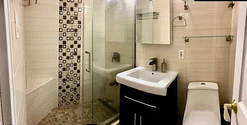 Rented by R New York