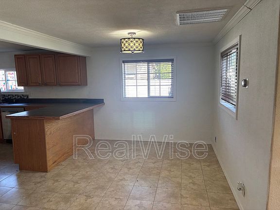 5th image of 1296 NW Keasey St