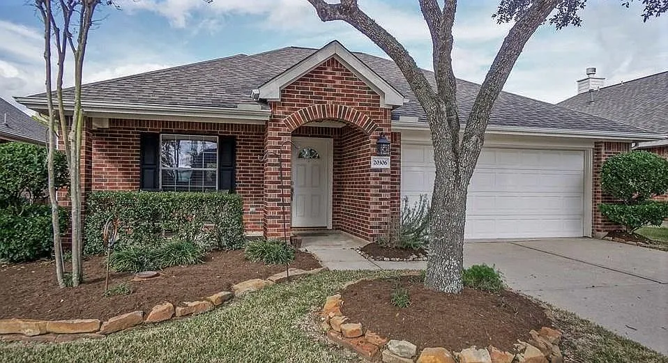 3 bed, 2.0 bath, 1513 sqft, $1,890 — Photo 4