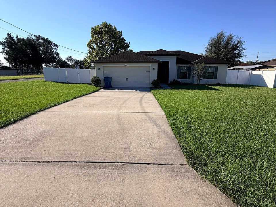 27024 Wakefield Dr