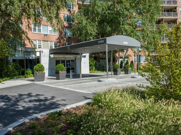 5700 Arlington Avenue image 7 of 14