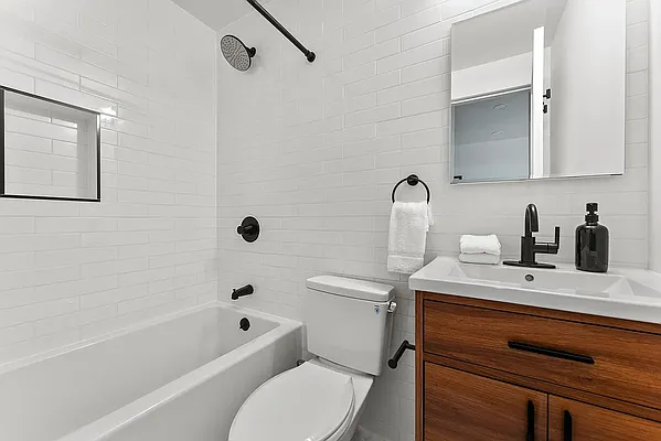 Rented by NOVO Living LLC | media 9