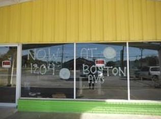 1601 Nederland Ave, Nederland, TX 77627