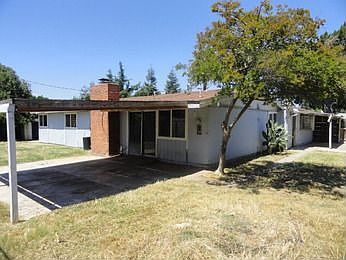 5th image of 5262 E Webster Ave