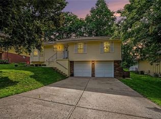 204 N Holder Rd, Independence, MO 64050