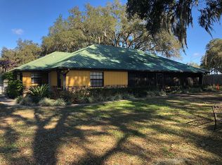 2514 Leaning Pine Ln, Plant City, FL 33565