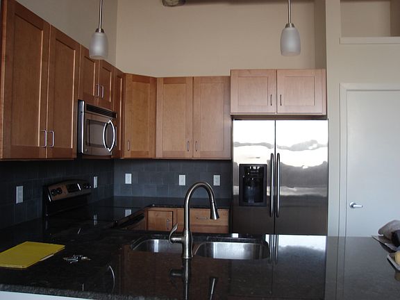 3rd image of 1060 N Charlotte Street # Fl 2nd