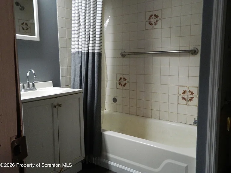 826 Prospect Ave #FRONT HOUSE REAR — Photo 10
