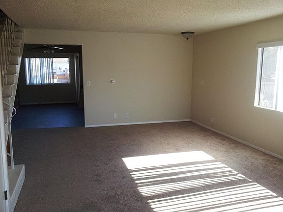 4th image of 880 Victor Ave APT 12