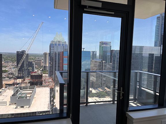 2nd image of 850 W 5th St #2910