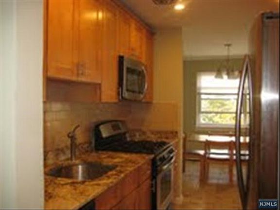 3rd image of 2200 Center Ave APT D6