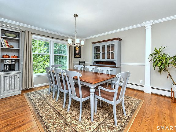 5th image of 163 Kellogg Drive