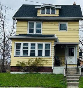696 Emerson St, Rochester, NY, 14613