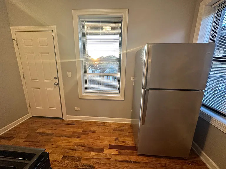 954 N Lavergne Ave #2 — Photo 5