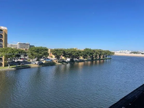 4709 NW 7th St APT 408-9, Miami, FL 33126