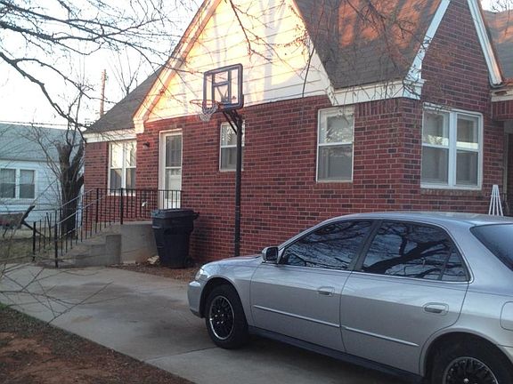 2nd image of 1119 NE 19th St