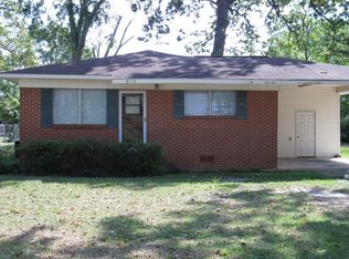 2178 Denton Rd, Dothan, AL 36303