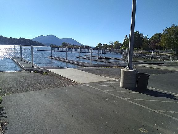 Redbud Park Boat Ramp, Clearlake