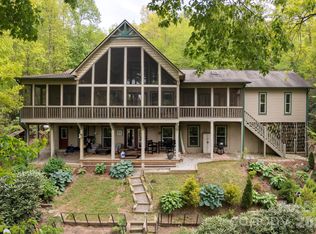 149 Hiwassee Rd, Lake Toxaway, NC 28747