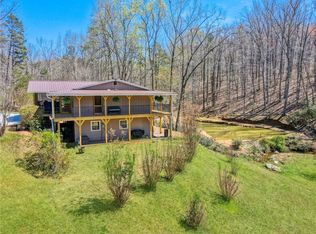 450 Moccasin Valley Dr, Westminster, SC 29693