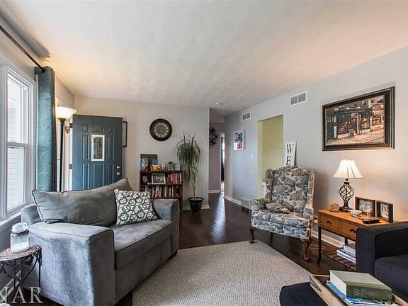 5th image of 1511 Julie Dr