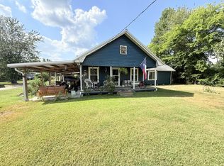 291 N 4th St, Timpson, TX 75975