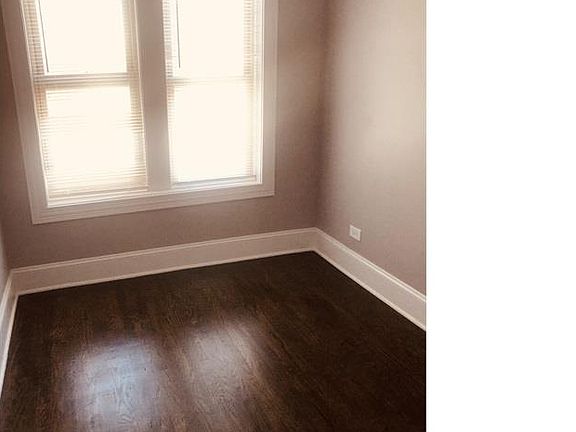 4th image of 8211 S Ellis Ave #2A
