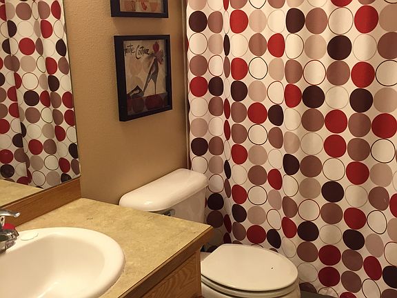 Master bedroom full bath