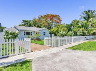 42 SE 12th St, Dania, FL 33004