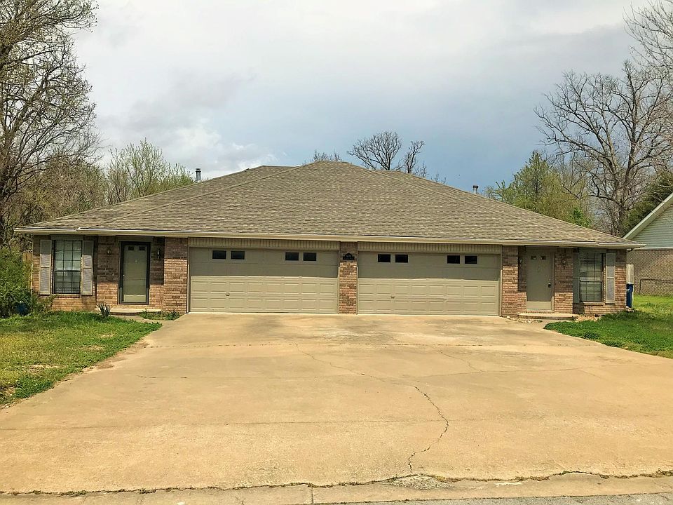 1st image of 600 Camellia Dr