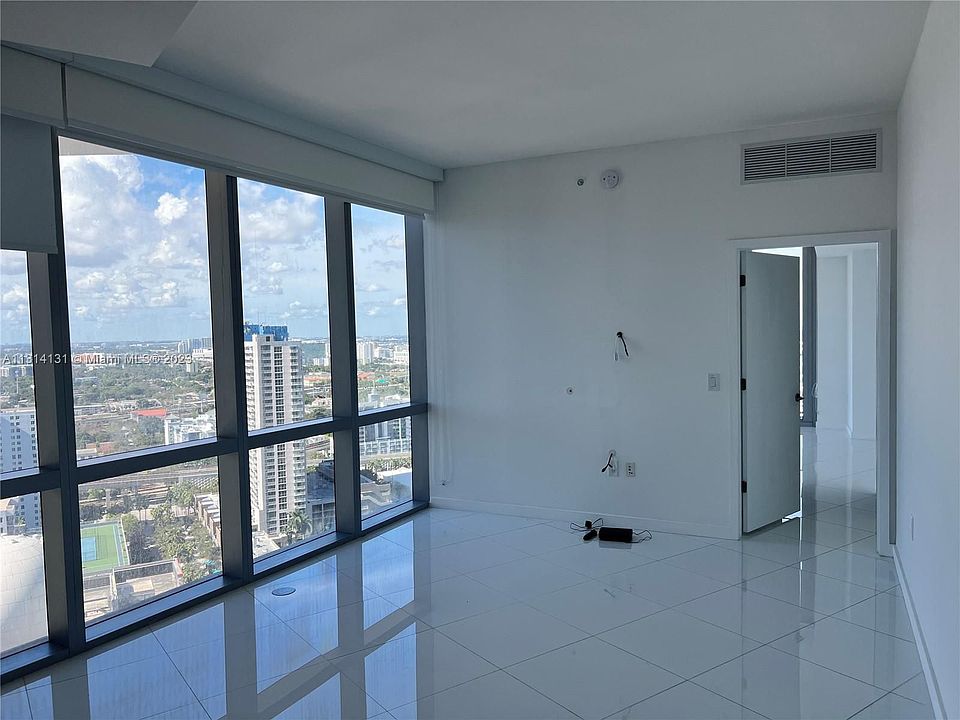 1st image of 851 NE 1st Ave Unit 2502