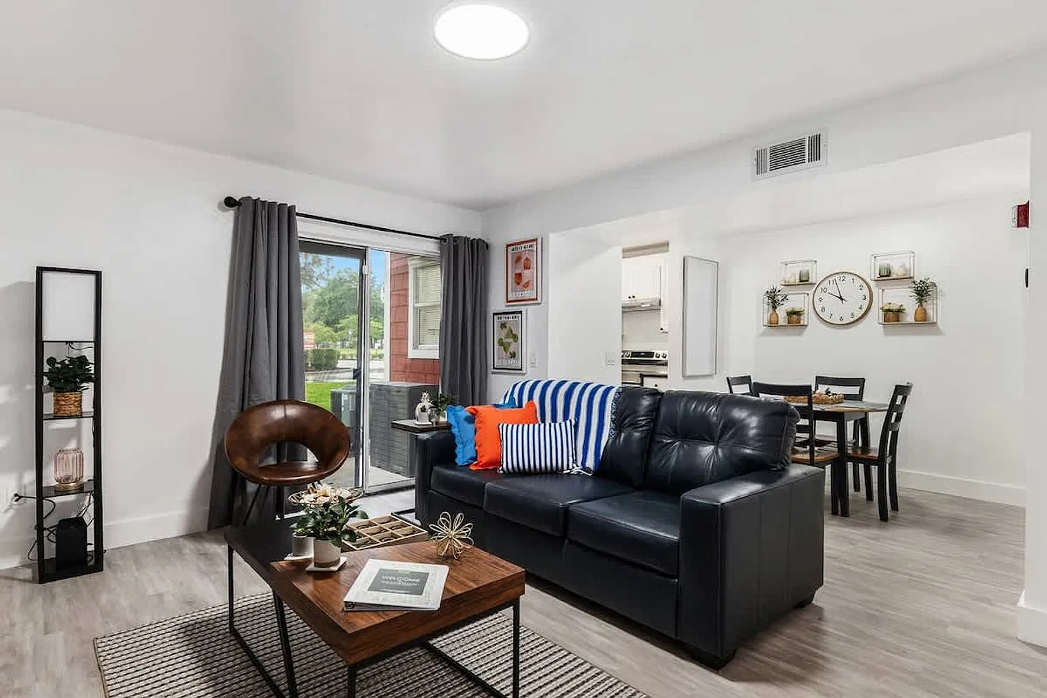1 bed, 1.0 bath, 624 sqft, $5,094 — Photo 1