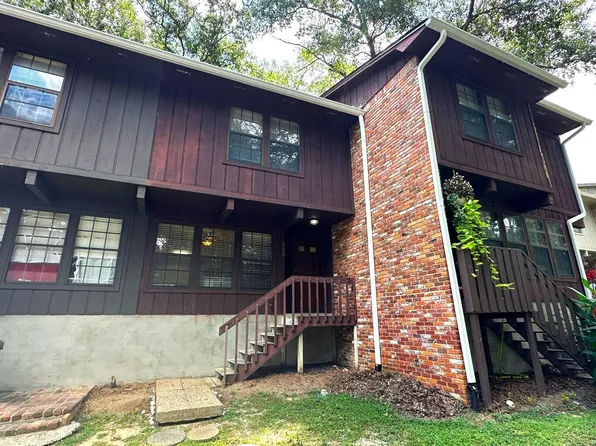 803 Timbers Ct, Tallahassee, FL 32304