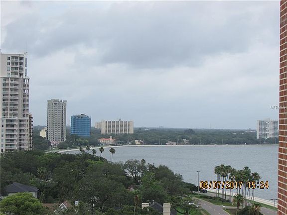 2nd image of 4015 Bayshore Blvd APT 11D