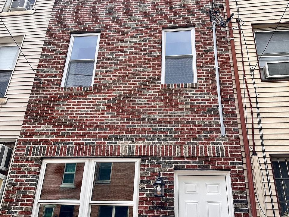 1st image of 540 Manton St