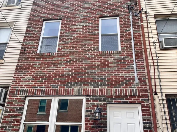 540 Manton St, Philadelphia, PA 19147