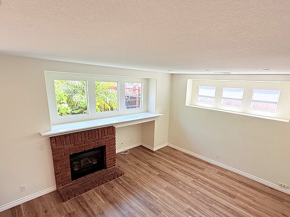 4th image of 3851 Alex Ct
