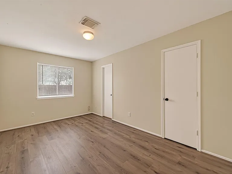 1838 Strongs Ct — Photo 22