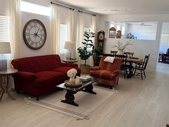 4th image of 10529 Cazaba Ct