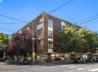 915 SE 35th Ave APT 208, Portland, OR