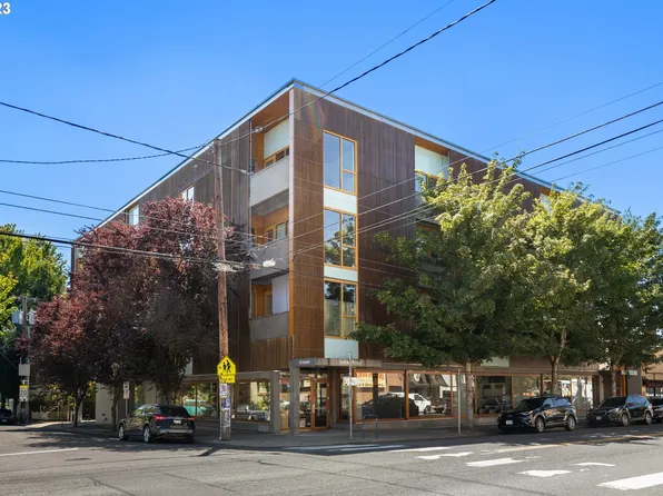 915 SE 35th Ave APT 208, Portland, OR 97214