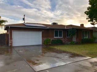 3862 E Sussex Way, Fresno, CA 93726