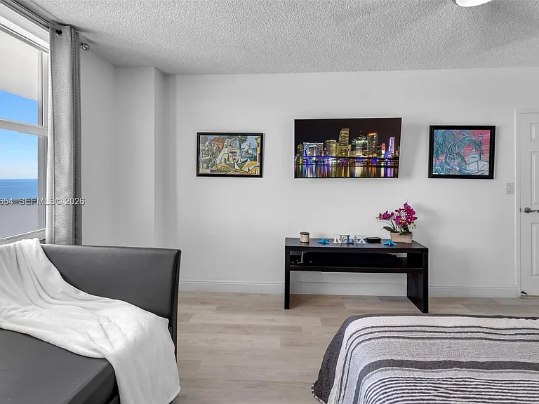 3725 Ocean Dr #Penthouse 03 — Photo 18