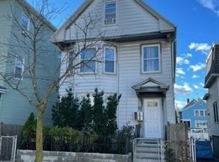 68 Orange St, Chelsea, MA 02150