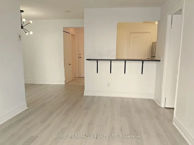 5418 Yonge St #1101 — Photo 17